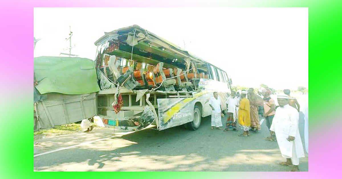 ত্রিশালে সড়ক দুর্ঘটনায় নিহত ৬