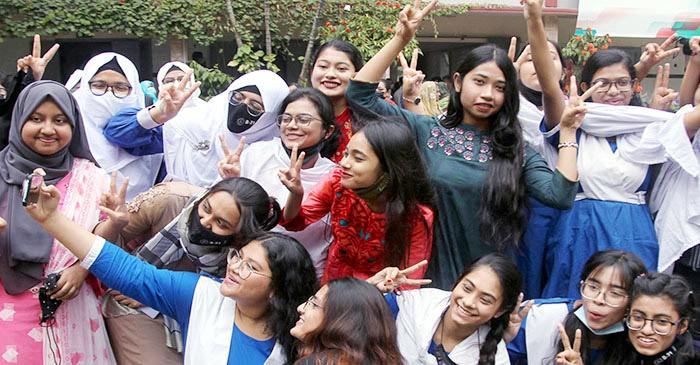 এইচএসসির ফল প্রকাশ: পাসের হার ৯৫.২৬ শতাংশ
