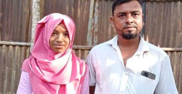 একসঙ্গে এসএসসি পাস বাবা-মেয়ে