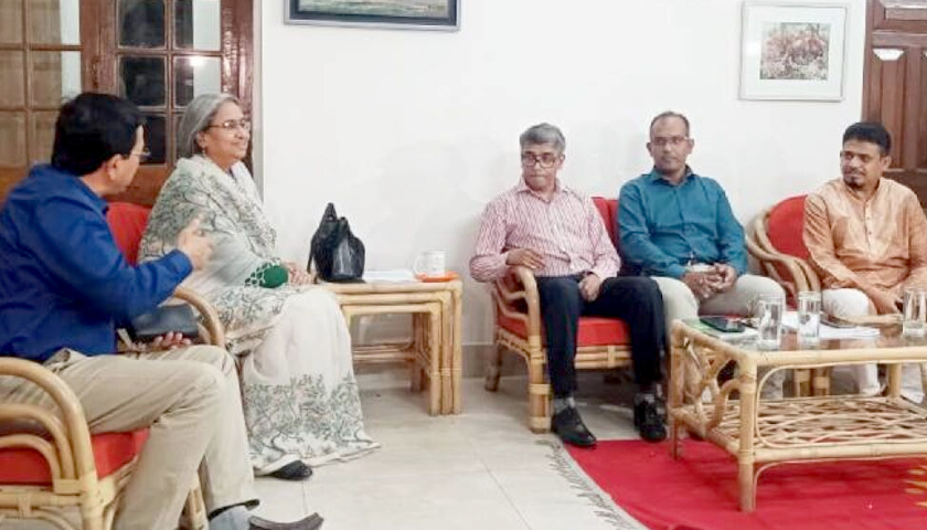 মন্ত্রীর আশ্বাসে কর্মবিরতি প্রত্যাহারে ‘সম্মত’ শিক্ষা ক্যাডাররা