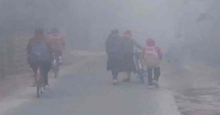 তীব্র শীতে ৬ জেলার প্রাথমিক ও মাধ্যমিক বিদ্যালয় বন্ধ