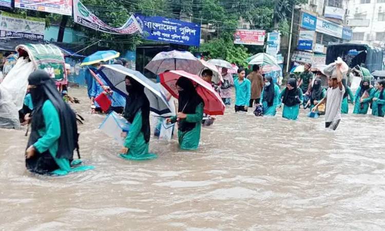 দুর্যোগ ও বৈরী আবহাওয়া: চট্টগ্রাম বোর্ডের এইচএসসি পরীক্ষা স্থগিত