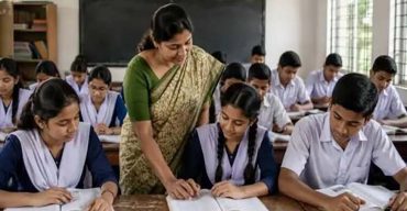ষষ্ঠ থেকে স্নাতকের শিক্ষার্থীরা পাবেন ৫০ হাজার টাকা পর্যন্ত অনুদান, যেভাবে আবেদন